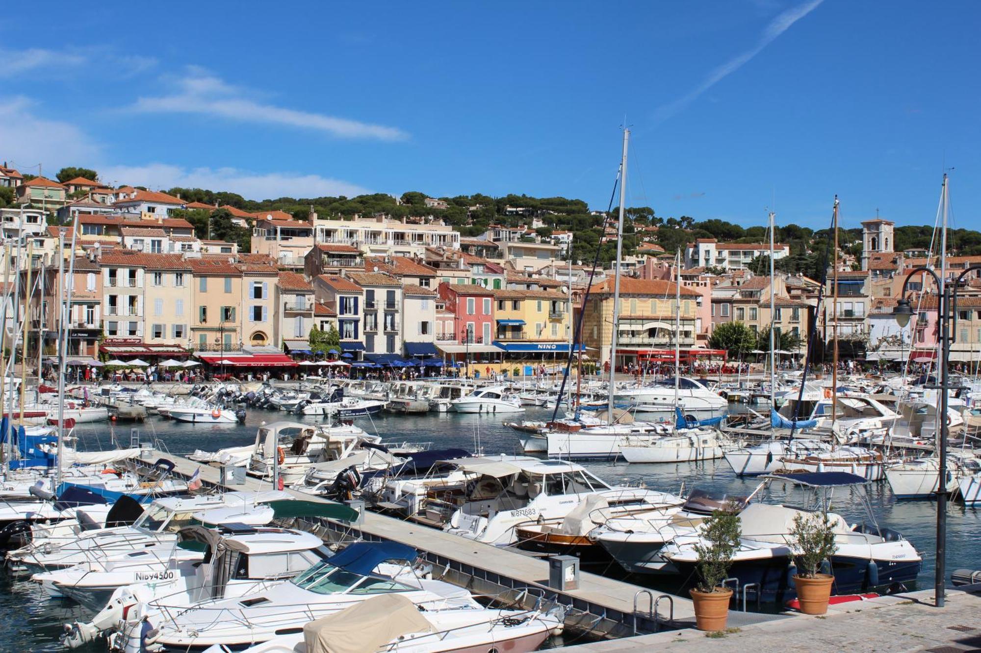Les Terrasses De Cassis Apartment Exterior photo